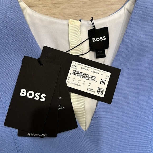 Dukeva Midi Sheath Dress
BOSS women size 4 - Picture 6 of 13